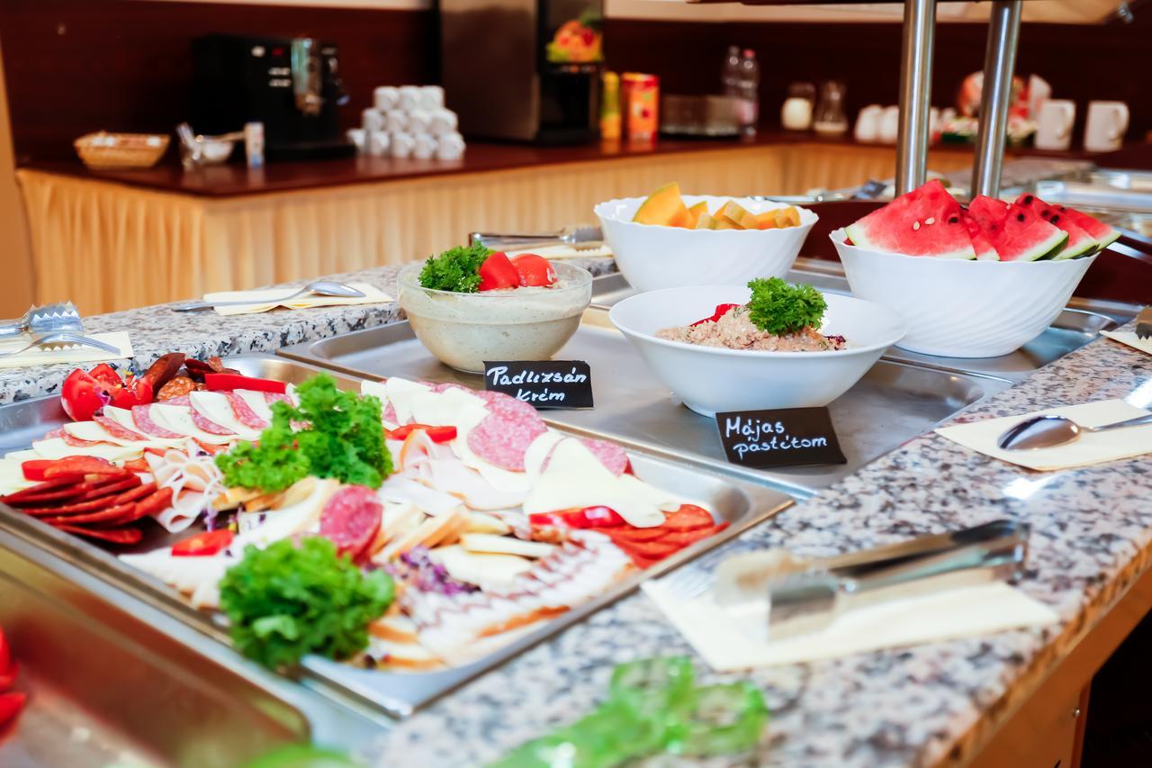 Solaris Hotel Balatonföldvár Dış mekan fotoğraf